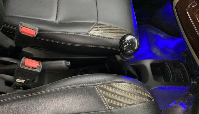 2016 Maruti Wagon R 1.0 LXI CNG, CNG, Manual, 1,06,985 km, Gear Lever