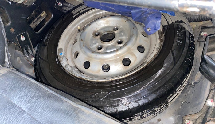 2016 Maruti Wagon R 1.0 LXI CNG, CNG, Manual, 1,06,985 km, Spare Tyre