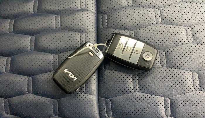 2022 KIA SELTOS X LINE 1.5 DIESEL AT, Diesel, Automatic, 62,222 km, Key Close Up