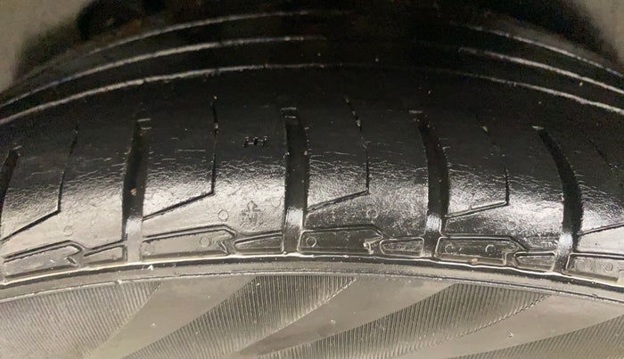 2022 KIA SELTOS X LINE 1.5 DIESEL AT, Diesel, Automatic, 62,222 km, Right Rear Tyre Tread