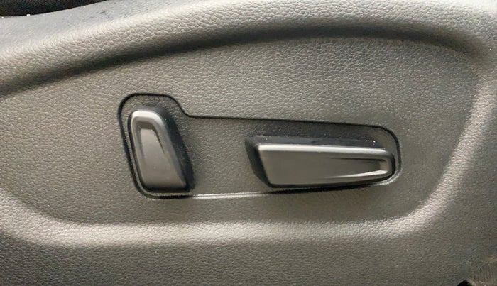 2022 KIA SELTOS X LINE 1.5 DIESEL AT, Diesel, Automatic, 62,222 km, Driver Side Adjustment Panel