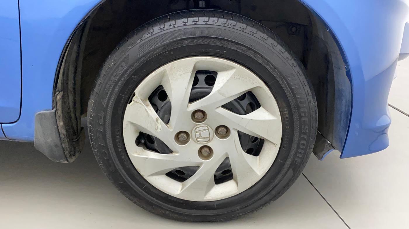 2013 Honda Amaze 1.5L I-DTEC S, Diesel, Manual, 97,892 km, Right Front Wheel