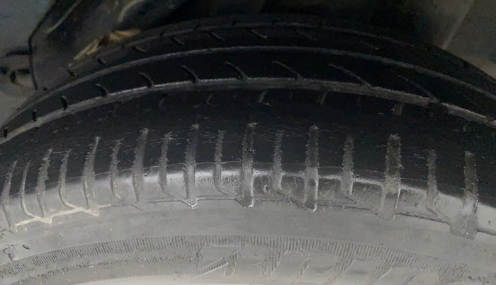 2013 Honda Amaze 1.5L I-DTEC S, Diesel, Manual, 97,892 km, Left Rear Tyre Tread