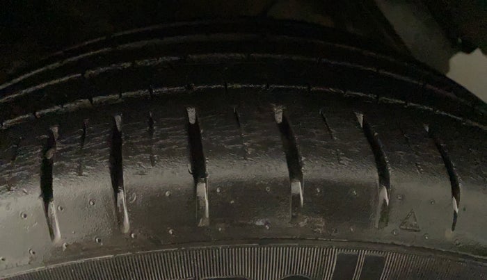 2020 Maruti Baleno ZETA PETROL 1.2, Petrol, Manual, 29,122 km, Left Rear Tyre Tread