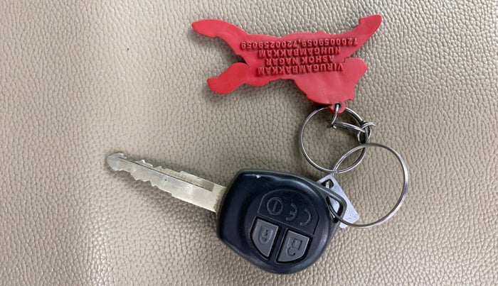 2019 Maruti Dzire VXI AMT, Petrol, Automatic, 57,928 km, Key Close Up