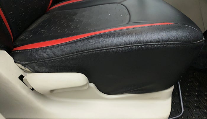 2019 Maruti Celerio ZXI D, Petrol, Manual, 10,700 km, Driver Side Adjustment Panel