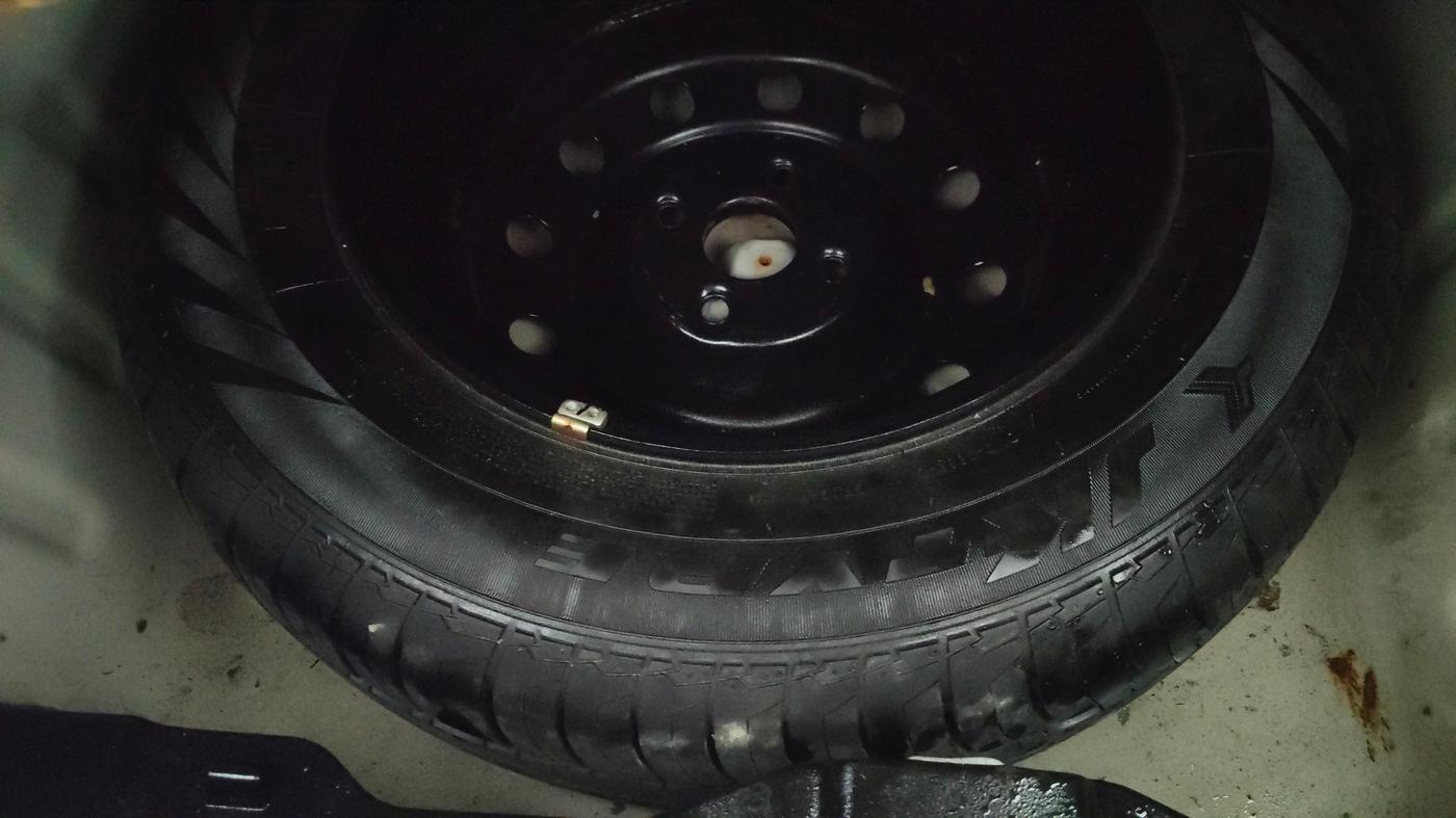 2024 Maruti Dzire ZXI CNG, CNG, Manual, 26,588 km, Spare Tyre