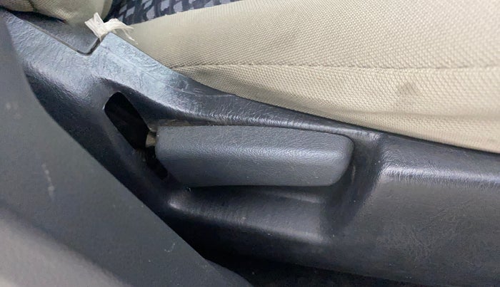 2016 Maruti Alto K10 LXI, Petrol, Manual, 85,465 km, Driver Side Adjustment Panel