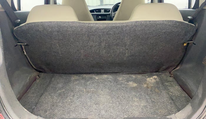 2016 Maruti Alto K10 LXI, Petrol, Manual, 85,465 km, Boot Inside