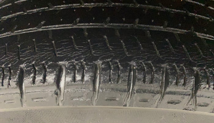 2016 Maruti Alto K10 LXI, Petrol, Manual, 85,465 km, Right Rear Tyre Tread