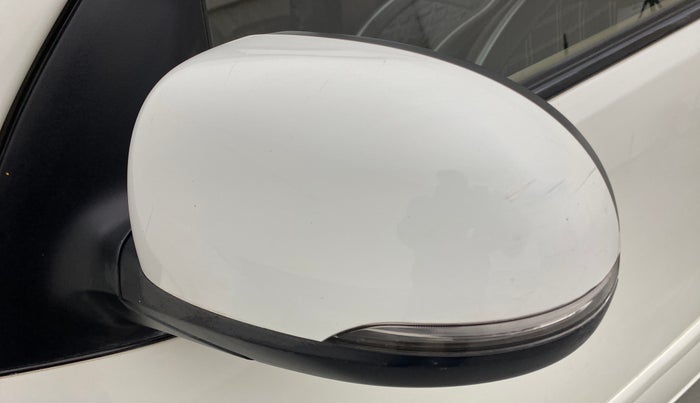 2012 Hyundai i10 ASTA 1.2 AT KAPPA2 WITH SUNROOF, Petrol, Automatic, 41,966 km, Left rear-view mirror - Minor scratches