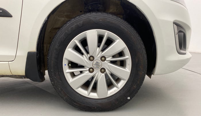 2016 Maruti Swift ZDI, Diesel, Manual, 47,034 km, Right Front Wheel