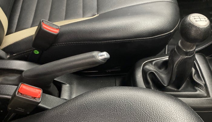 2016 Maruti Swift ZDI, Diesel, Manual, 47,034 km, Gear Lever
