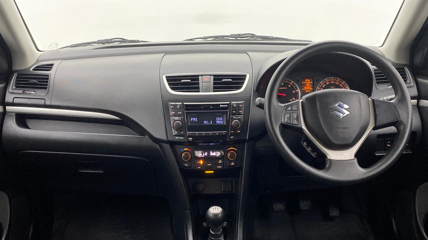 2016 Maruti Swift ZDI, Diesel, Manual, 47,034 km, Dashboard