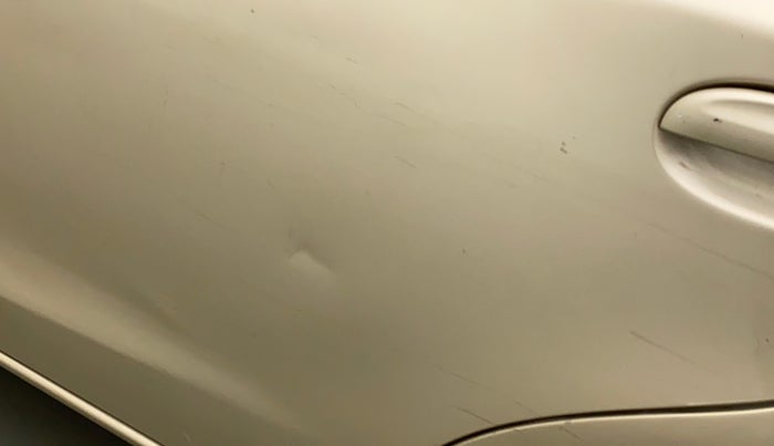 2011 Toyota Etios Liva G, Petrol, Manual, 50,056 km, Rear left door - Minor scratches