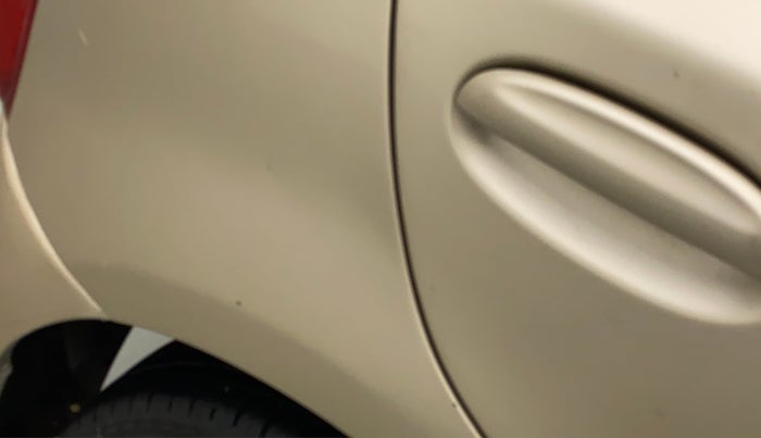2011 Toyota Etios Liva G, Petrol, Manual, 50,056 km, Right quarter panel - Minor scratches