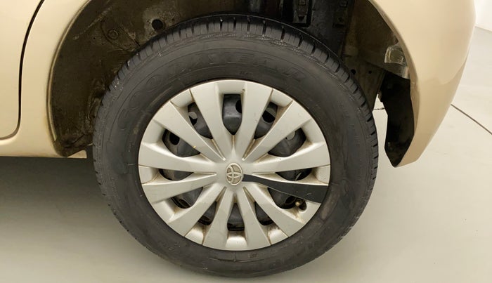 2011 Toyota Etios Liva G, Petrol, Manual, 50,056 km, Left Rear Wheel