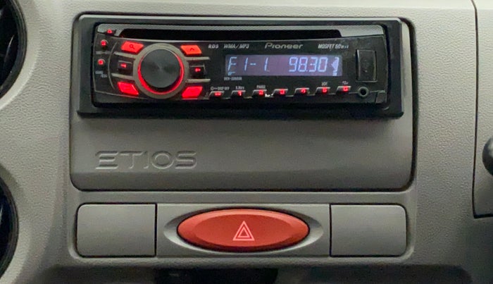 2011 Toyota Etios Liva G, Petrol, Manual, 50,056 km, Infotainment System