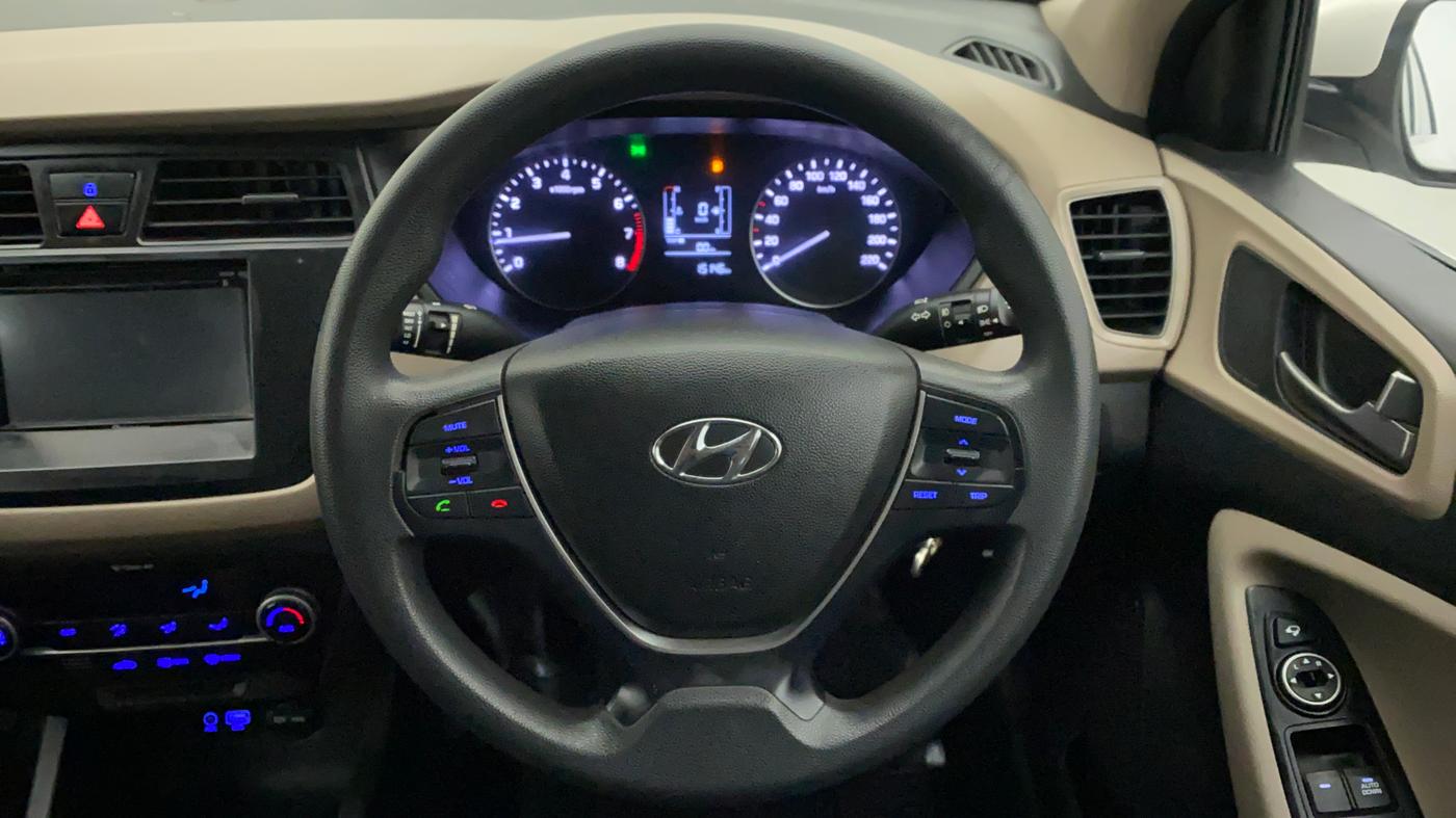2015 Hyundai Elite i20 SPORTZ 1.2, Petrol, Manual, 15,511 km, Steering Wheel Close Up
