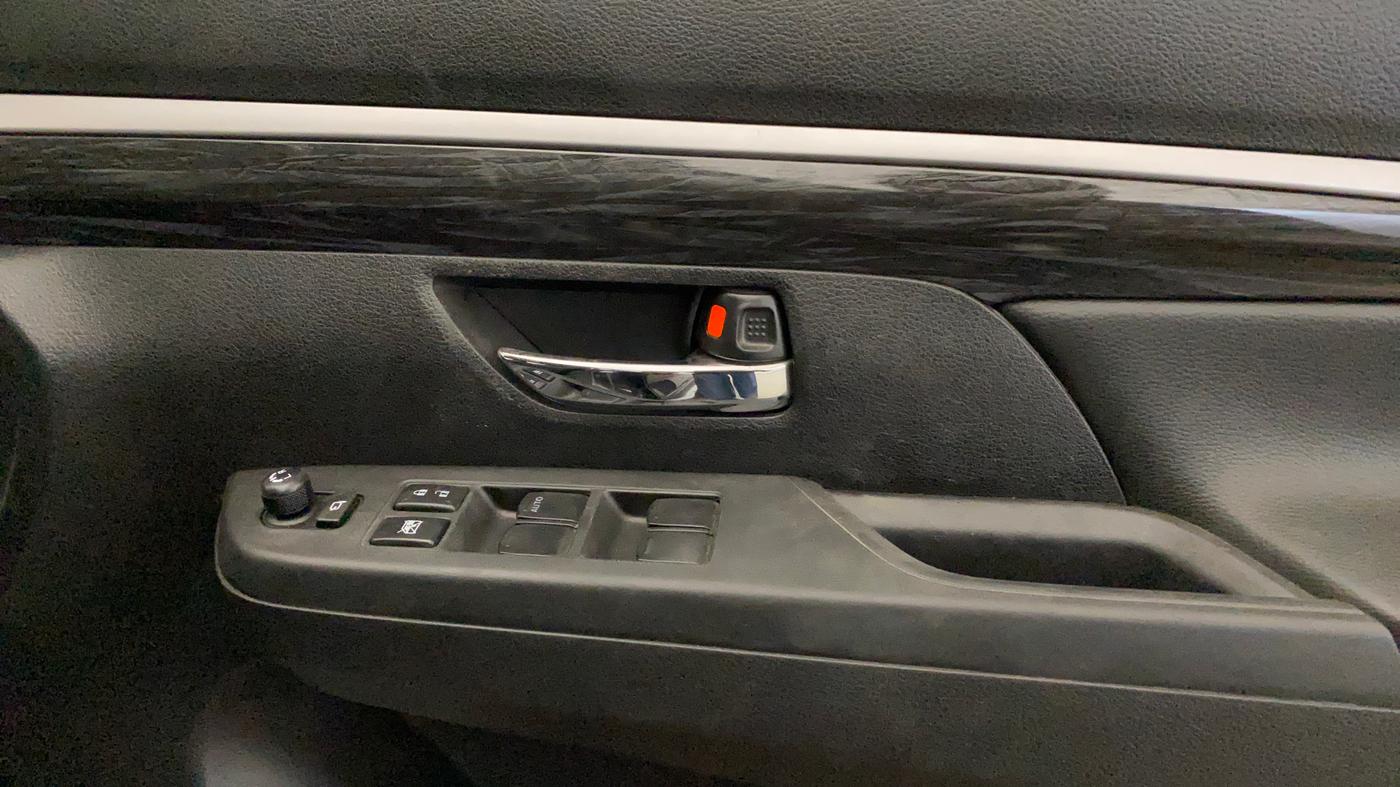 2025 Maruti XL6 ALPHA AT, Petrol, Automatic, 19,583 km, Driver Side Door Panels Control