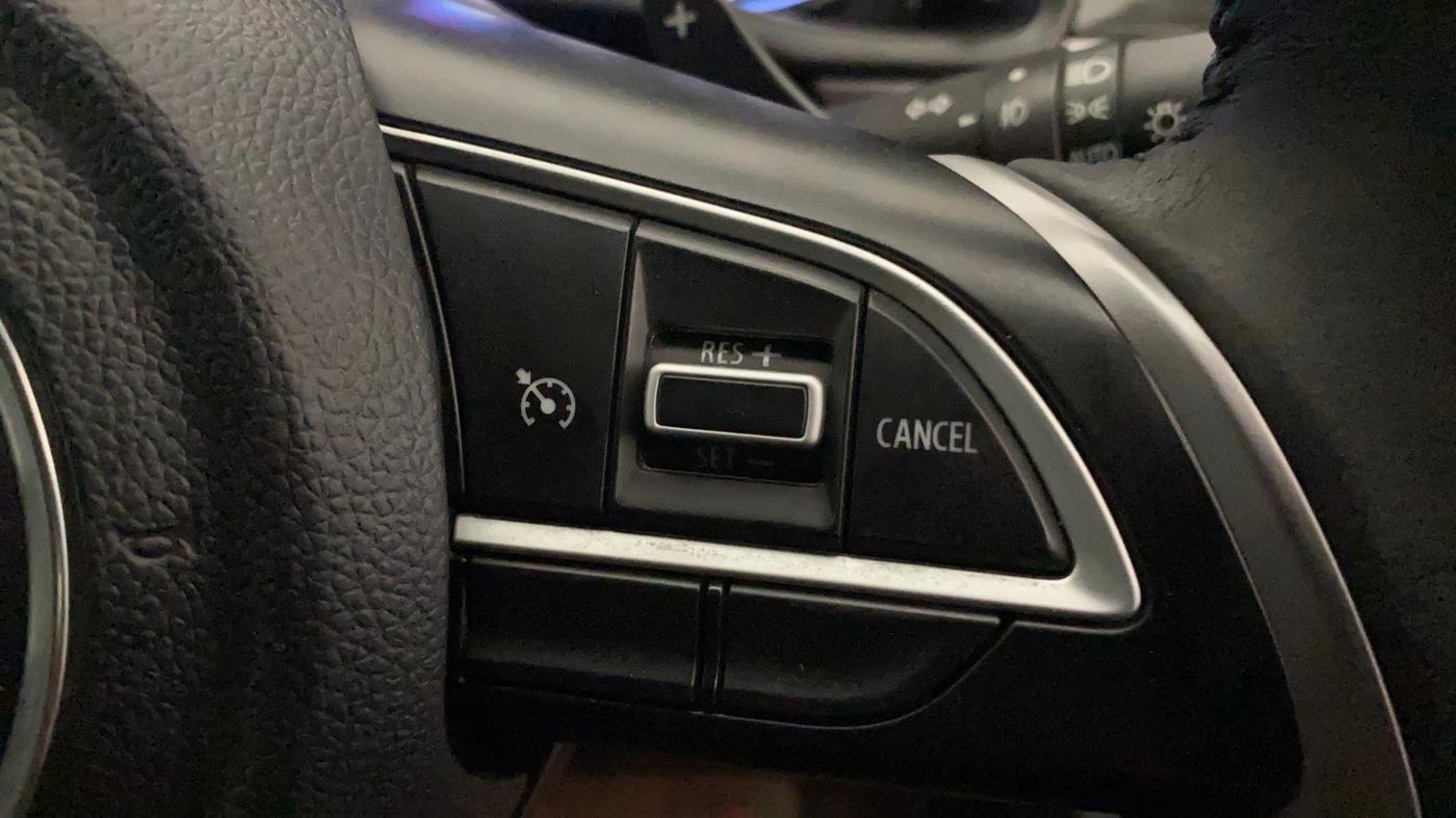 2025 Maruti XL6 ALPHA AT, Petrol, Automatic, 19,583 km, Adaptive Cruise Control