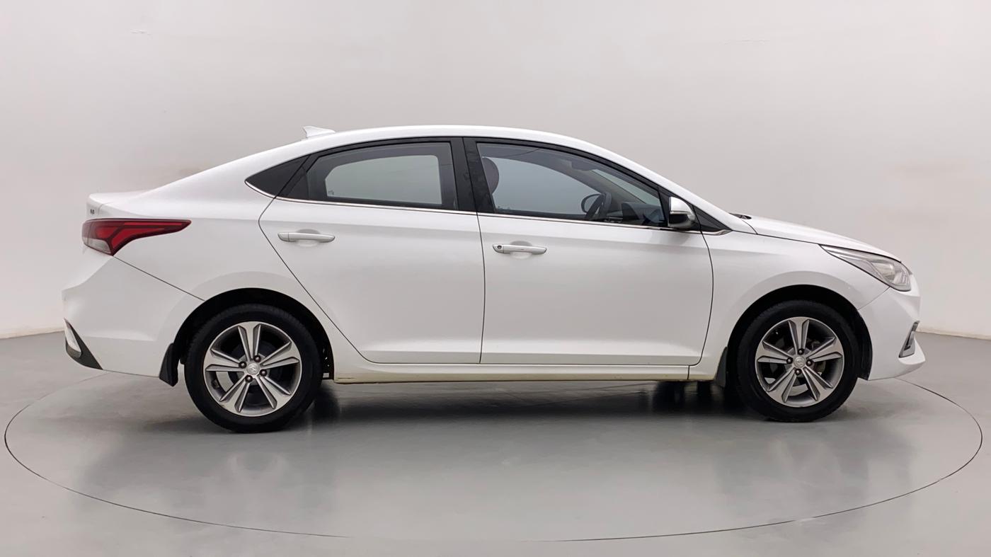 2017 Hyundai Verna 1.6 VTVT SX, CNG, Manual, 76,060 km, Right Side View