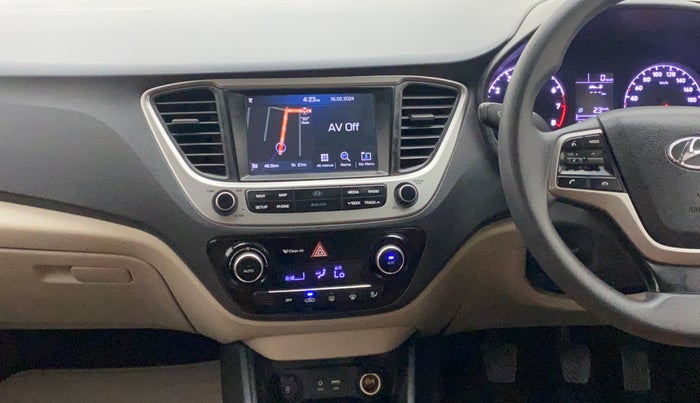 2017 Hyundai Verna 1.6 VTVT SX, CNG, Manual, 76,060 km, Air Conditioner