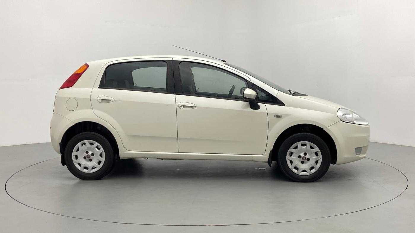 2014 Fiat Grand Punto DYNAMIC 1.3, Diesel, Manual, 64,659 km, Right Side View