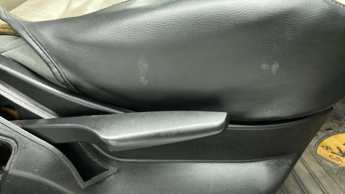 2014 Fiat Grand Punto DYNAMIC 1.3, Diesel, Manual, 64,659 km, Driver Side Adjustment Panel