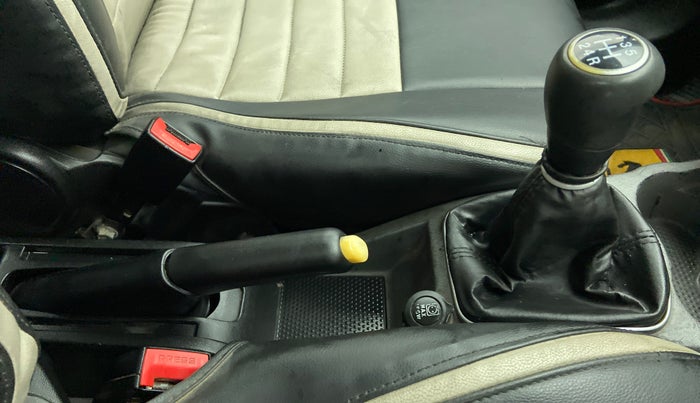 2014 Fiat Grand Punto DYNAMIC 1.3, Diesel, Manual, 64,659 km, Gear Lever