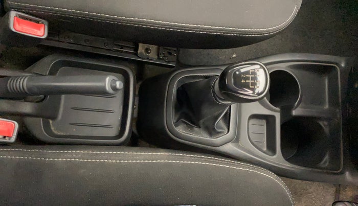 2019 Datsun Redi Go A, Petrol, Manual, 19,775 km, Gear Lever