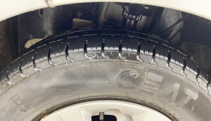 2019 Datsun Redi Go A, Petrol, Manual, 19,775 km, Left Front Tyre Tread