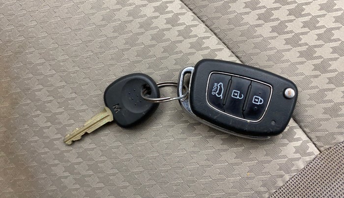 2019 Hyundai Elite i20 SPORTZ PLUS 1.2, Petrol, Manual, 57,954 km, Key Close Up