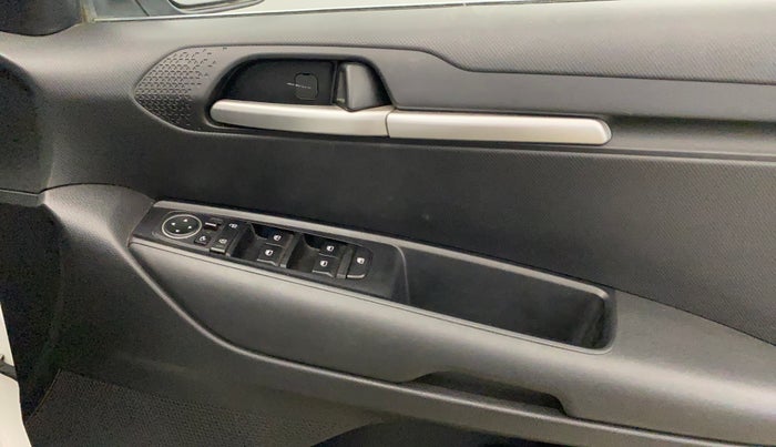 2023 KIA SONET HTK PLUS 1.0 IMT, Petrol, Manual, 12,540 km, Driver Side Door Panels Control