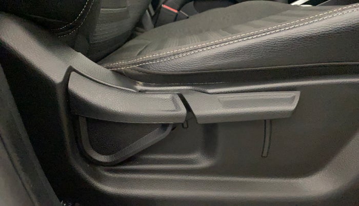 2023 KIA SONET HTK PLUS 1.0 IMT, Petrol, Manual, 12,540 km, Driver Side Adjustment Panel