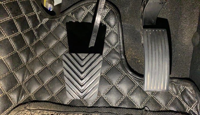 2023 KIA SONET HTK PLUS 1.0 IMT, Petrol, Manual, 12,540 km, Pedals