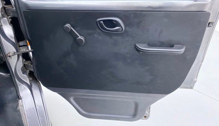 2017 Maruti Eeco 5 STR, Petrol, Manual, 31,809 km, Driver Side Door Panels Control