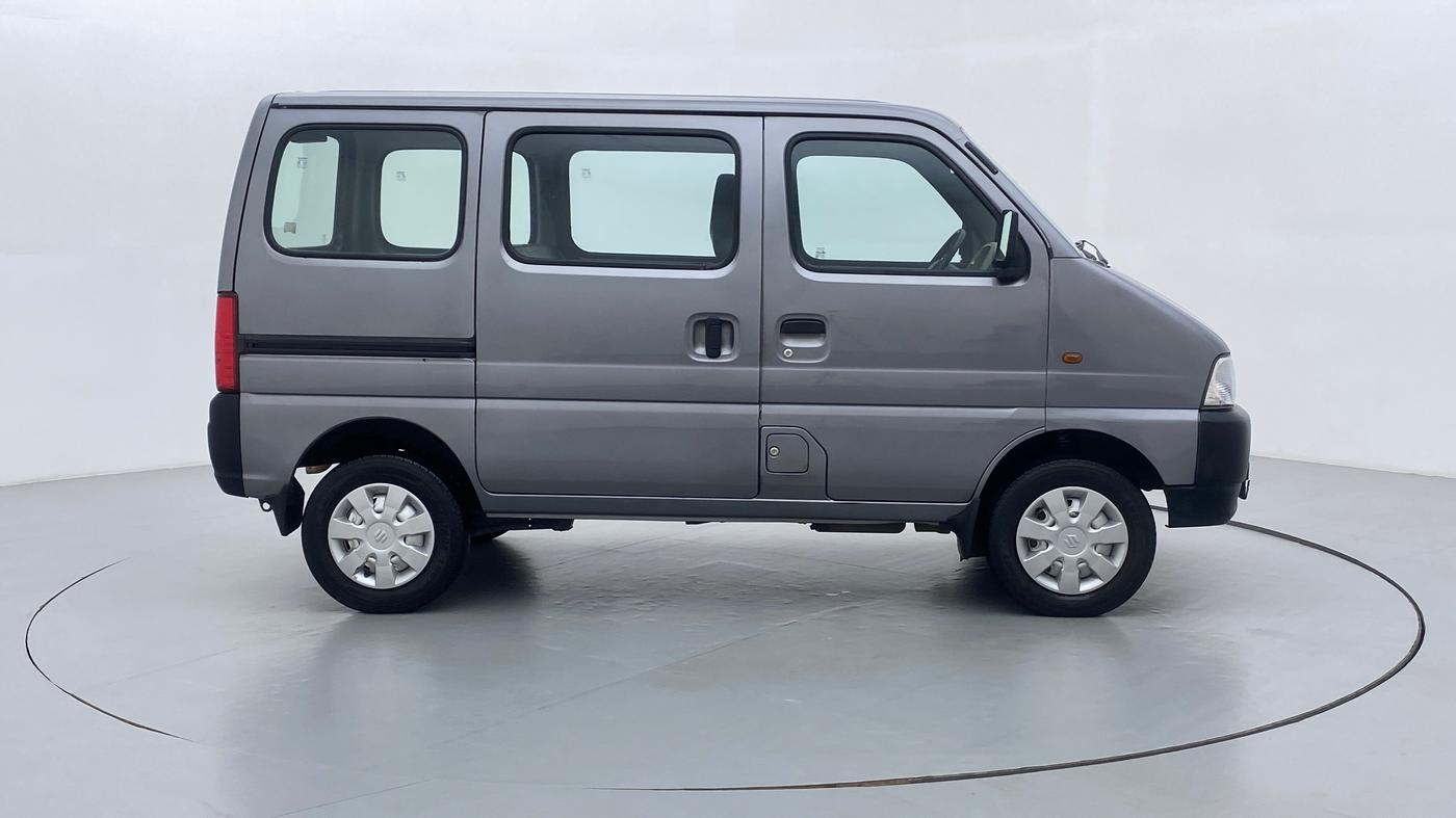 2017 Maruti Eeco 5 STR, Petrol, Manual, 31,809 km, Right Side