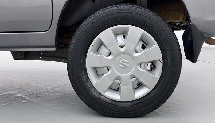 2017 Maruti Eeco 5 STR, Petrol, Manual, 31,809 km, Left Rear Wheel