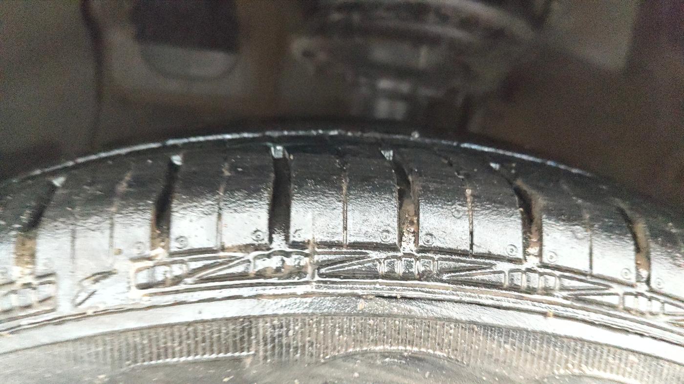 2019 Hyundai Xcent S 1.2, CNG, Manual, 50,187 km, Left Front Tyre Tread