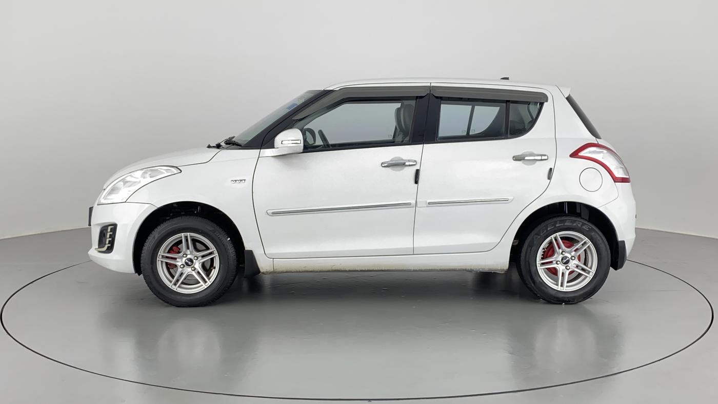 2017 Maruti Swift VXI OPT, CNG, Manual, 51,724 km, Left Side