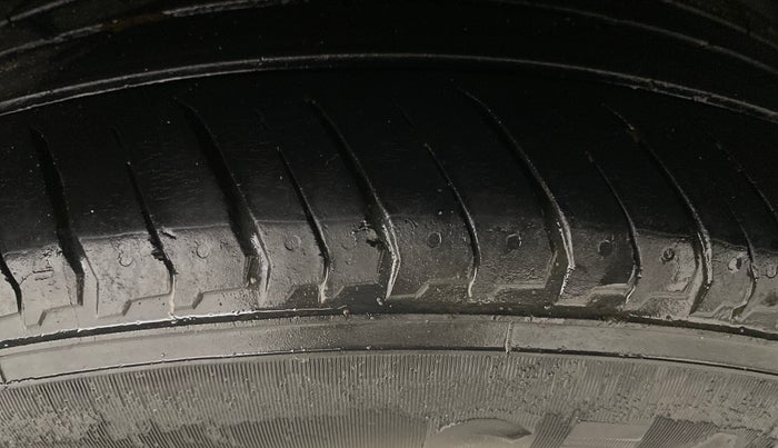 2018 Honda WR-V 1.2L I-VTEC S MT, Petrol, Manual, 58,204 km, Right Rear Tyre Tread