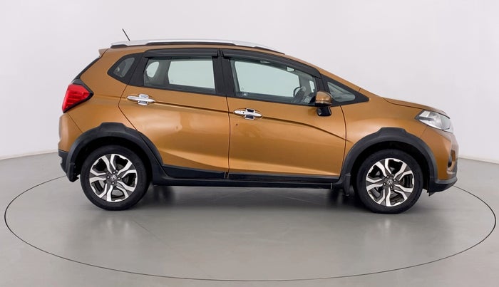 2017 Honda WR-V 1.5 i-DTEC VX MT, Diesel, Manual, 96,792 km, Right Side View