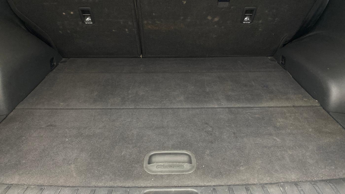 2019 Hyundai Tucson GLS 2WD AT PETROL, Petrol, Automatic, 1,35,403 km, Boot Inside
