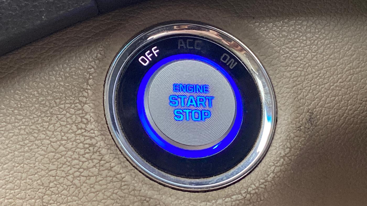 2019 Hyundai Tucson GLS 2WD AT PETROL, Petrol, Automatic, 1,35,403 km, Keyless Start/ Stop Button