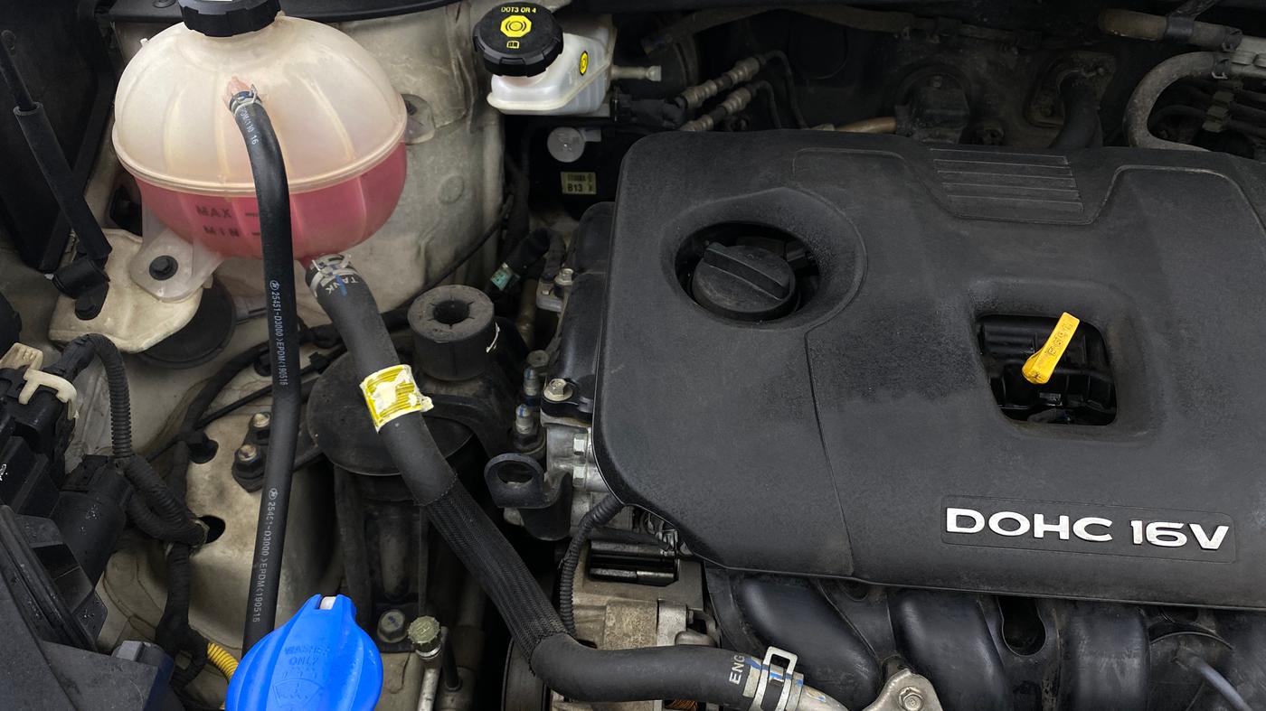 2019 Hyundai Tucson GLS 2WD AT PETROL, Petrol, Automatic, 1,35,403 km, Engine View - Right