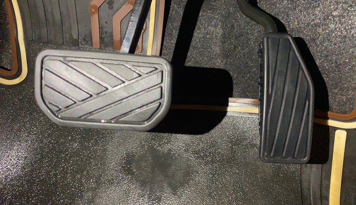 2021 Maruti New Wagon-R VXI (O) 1.2 AMT, Petrol, Automatic, 29,524 km, Pedals