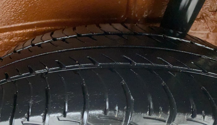 2021 Maruti New Wagon-R VXI (O) 1.2 AMT, Petrol, Automatic, 29,524 km, Left Rear Tyre Tread