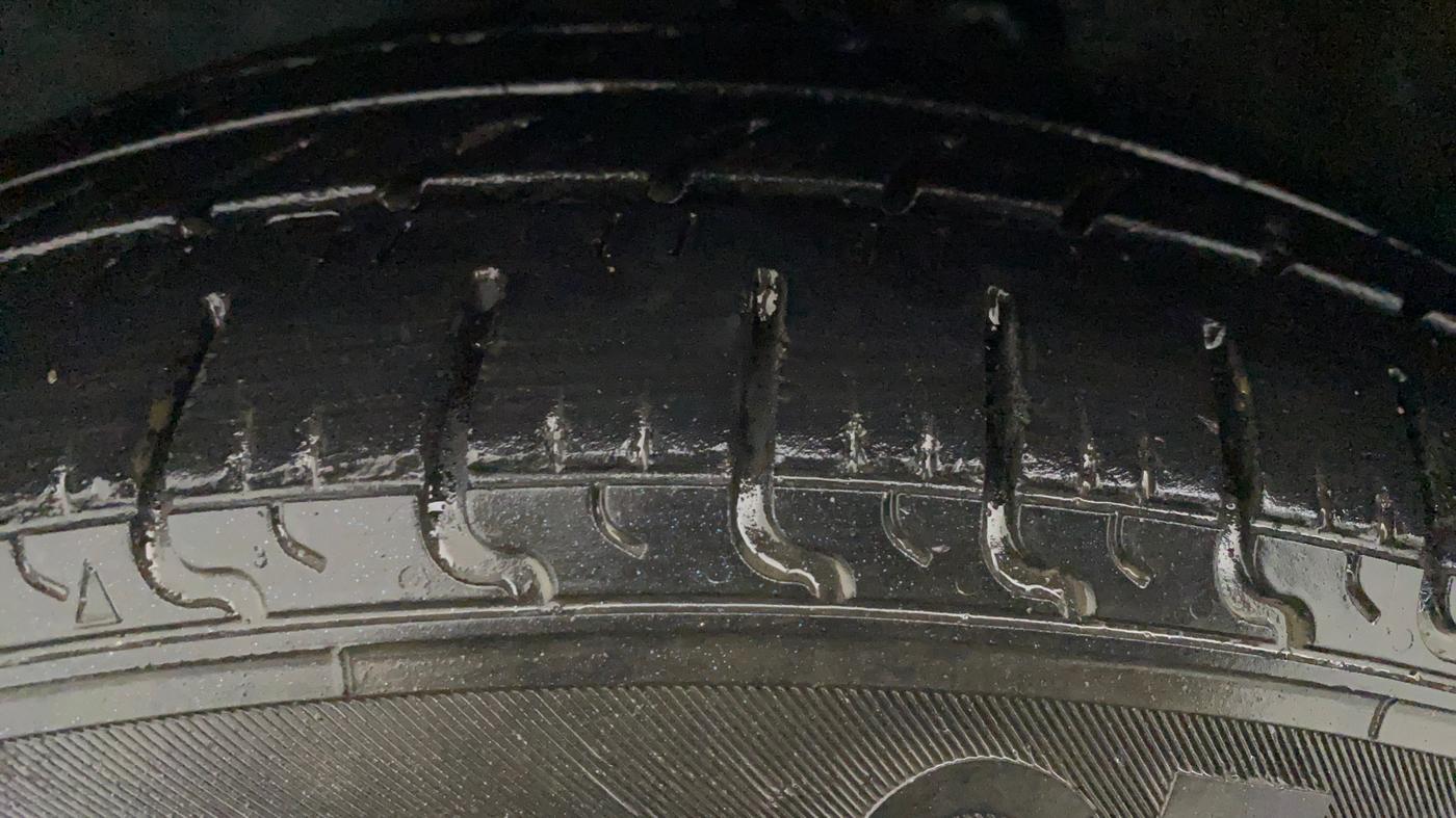 2017 Maruti Celerio VXI CNG, CNG, Manual, 78,936 km, Left Rear Tyre Tread