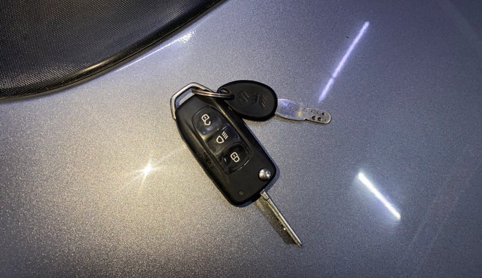 2019 Tata Tiago XZ PLUS PETROL, CNG, Manual, 63,290 km, Key Close Up